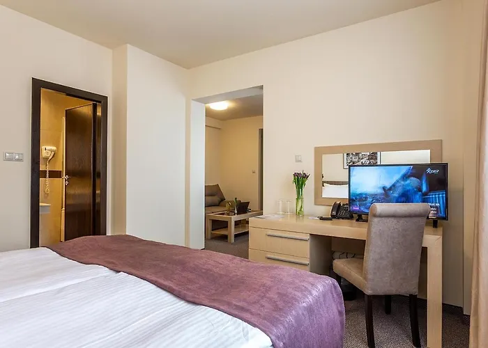 Hotel Palace By Hmg 4*