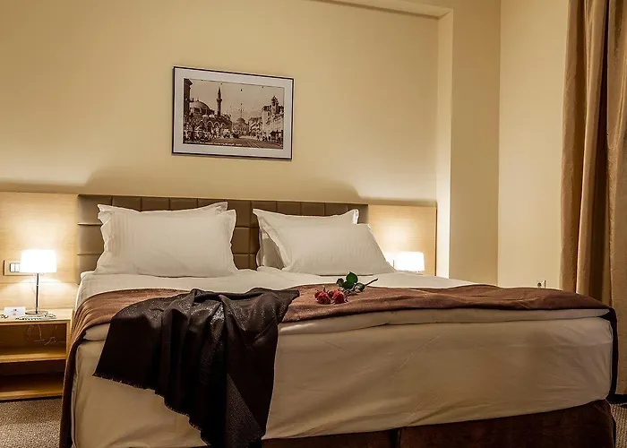 Palace By Hmg Sofía