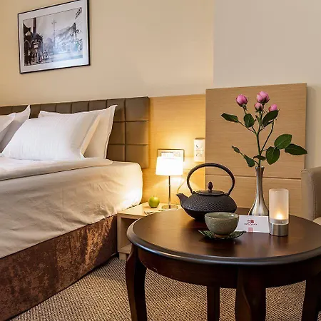 Palace By Hmg Szálloda 4*