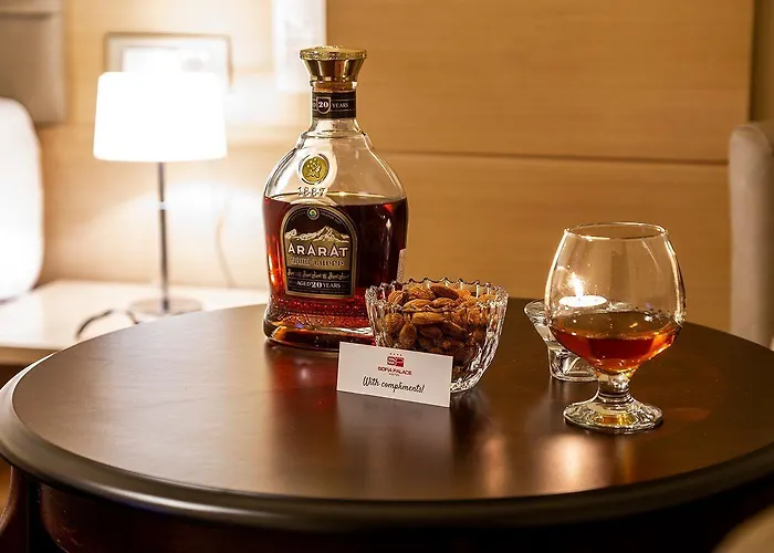 Palace By Hmg Sófia